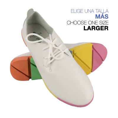 Scarpe in pelle con lacci e...